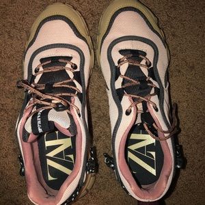 Hiking/sneaker stylish shoes
